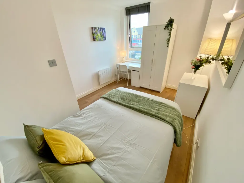 Property photo 2 of 5