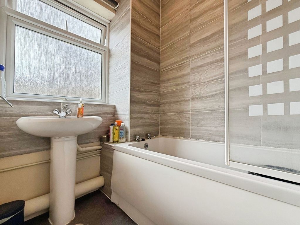 Property photo 2 of 8 Pbox-Img.Jpg