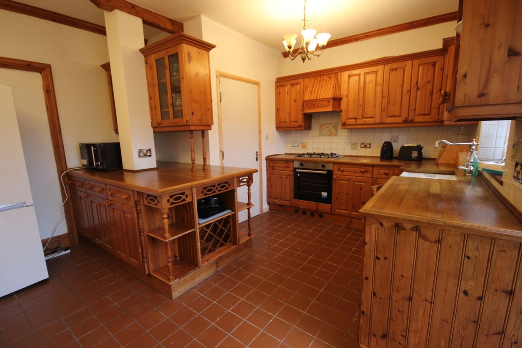 Property photo 1 of 7 Image