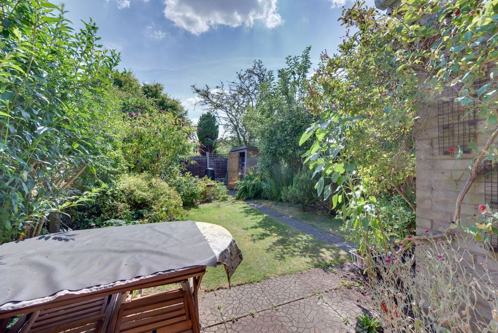 Property photo 2 of 19