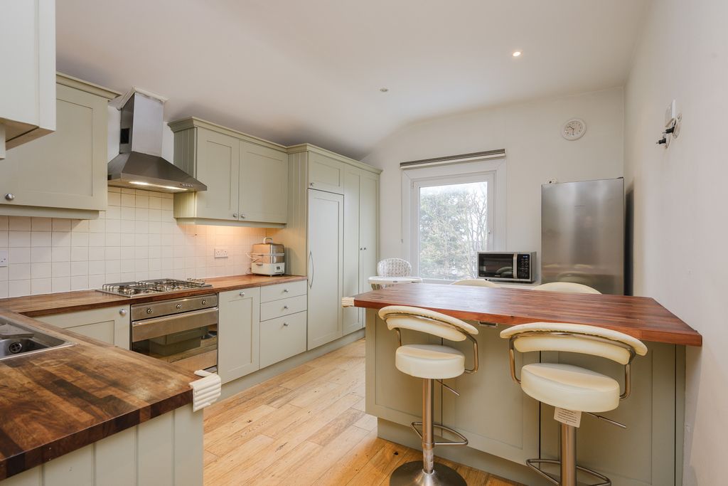 Property photo 2 of 11 Picture No. 04