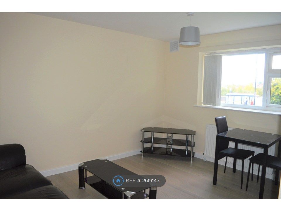 Property photo 3 of 13 Open Plan Living Room