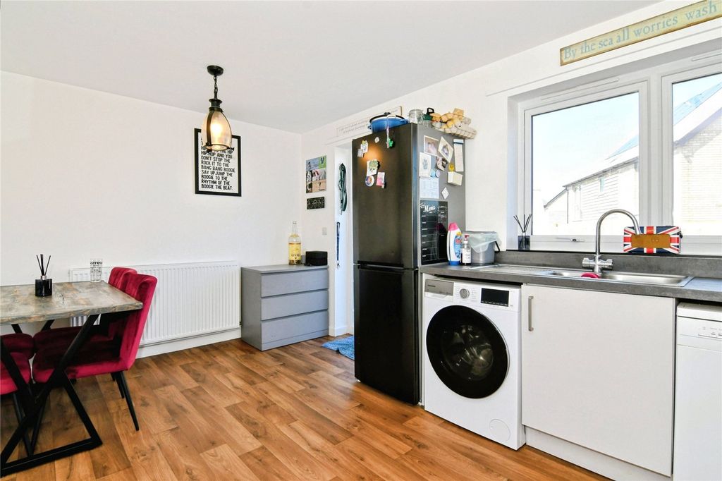 Property photo 3 of 14 Picture No. 02