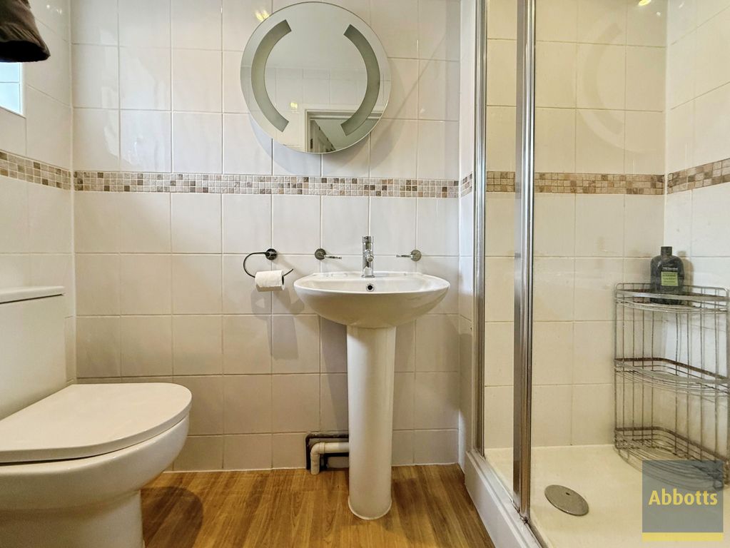 Property photo 2 of 4 En-Suite