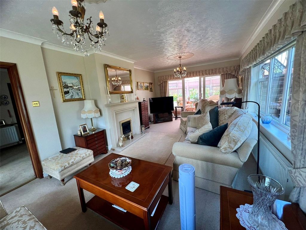 Property photo 2 of 39 Picture No. 45