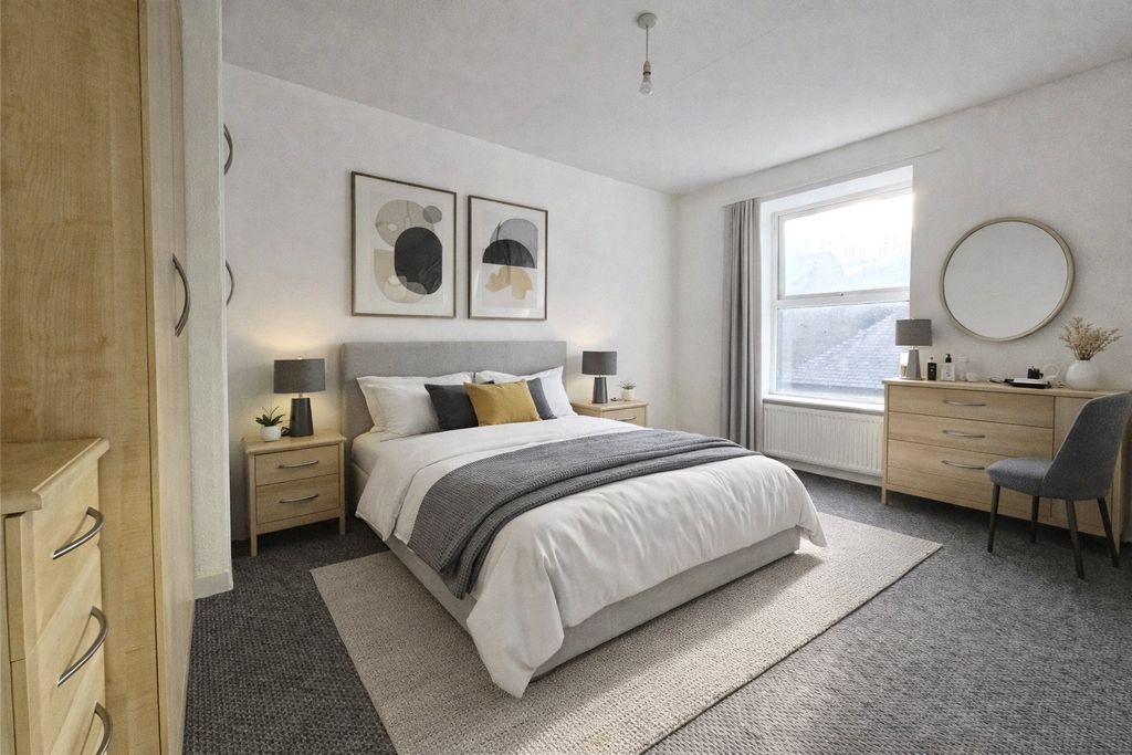 Property photo 3 of 15 Bedroom 1 Furnished