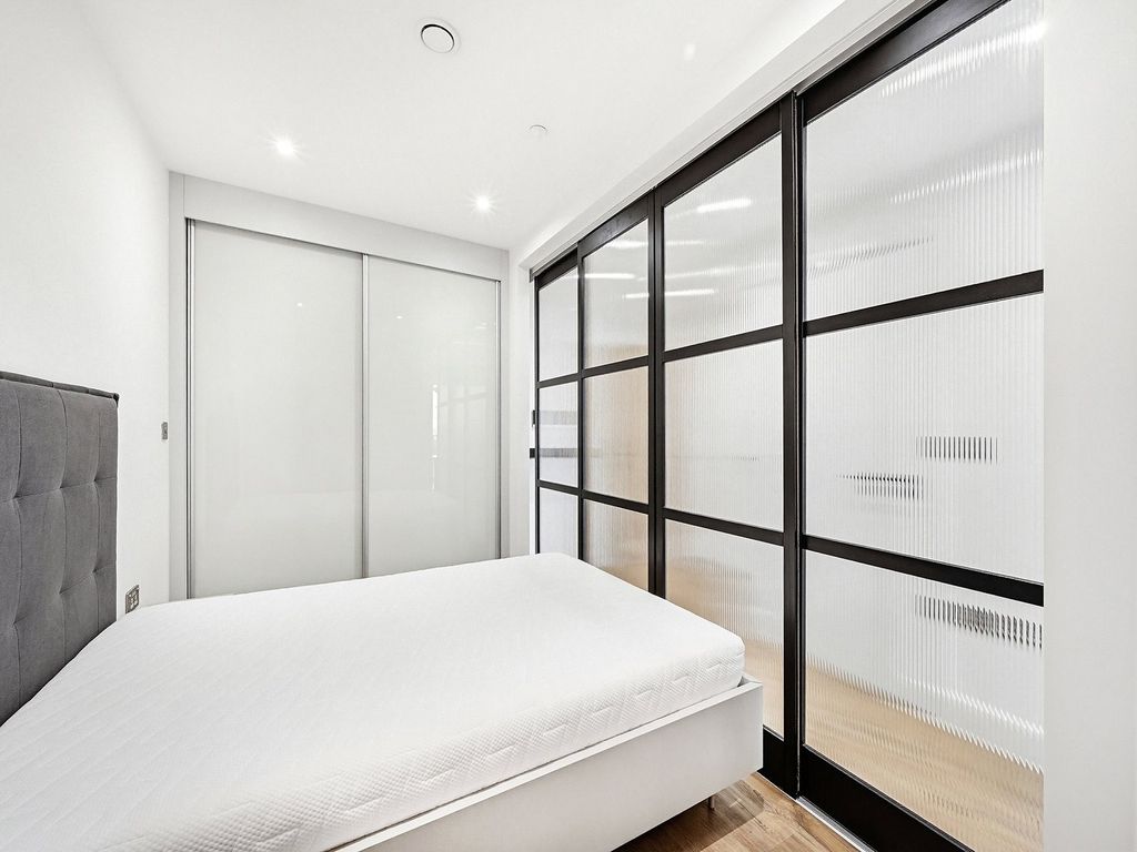 Property photo 2 of 24 Picture No. 12