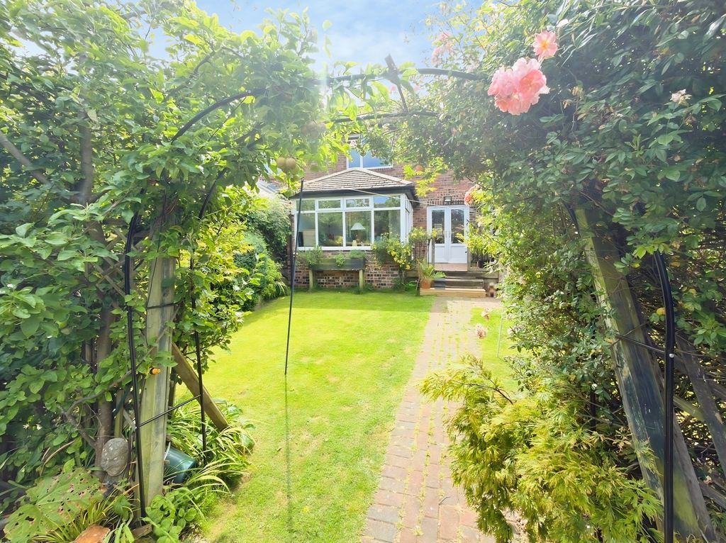 Property photo 3 of 26 Photo 13