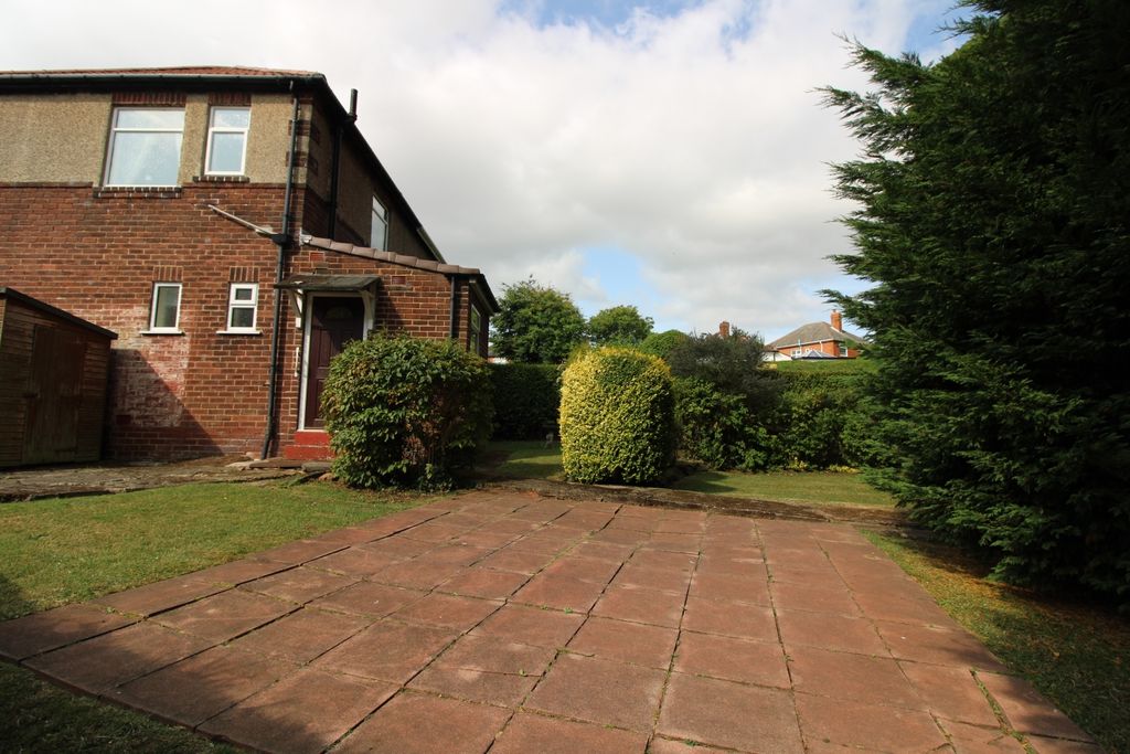 Property photo 3 of 14 B.G2