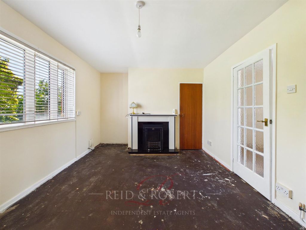 Property photo 2 of 28 Cam03999G0-Pr0255-Still005.Jpg