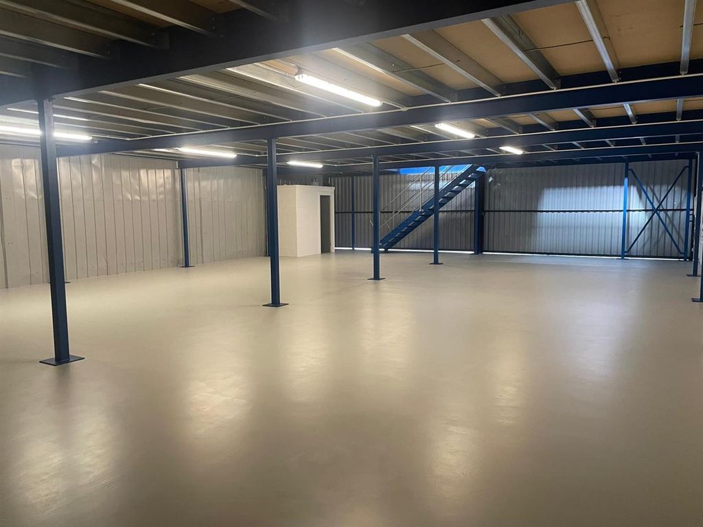 Property photo 3 of 8 Lqdg8854.Jpg