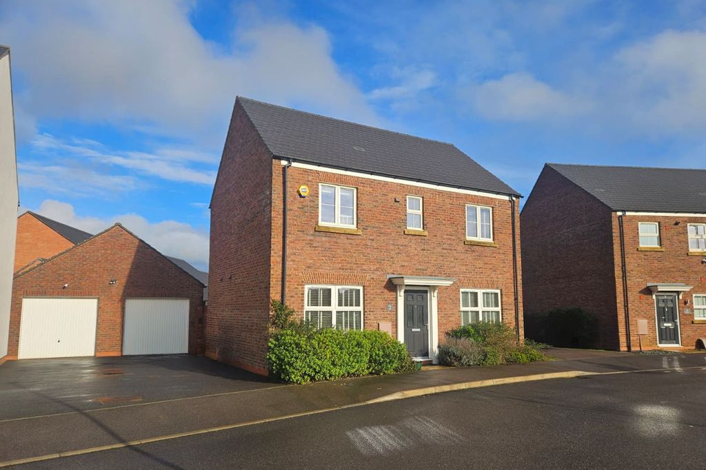 Property photo 1 of 20