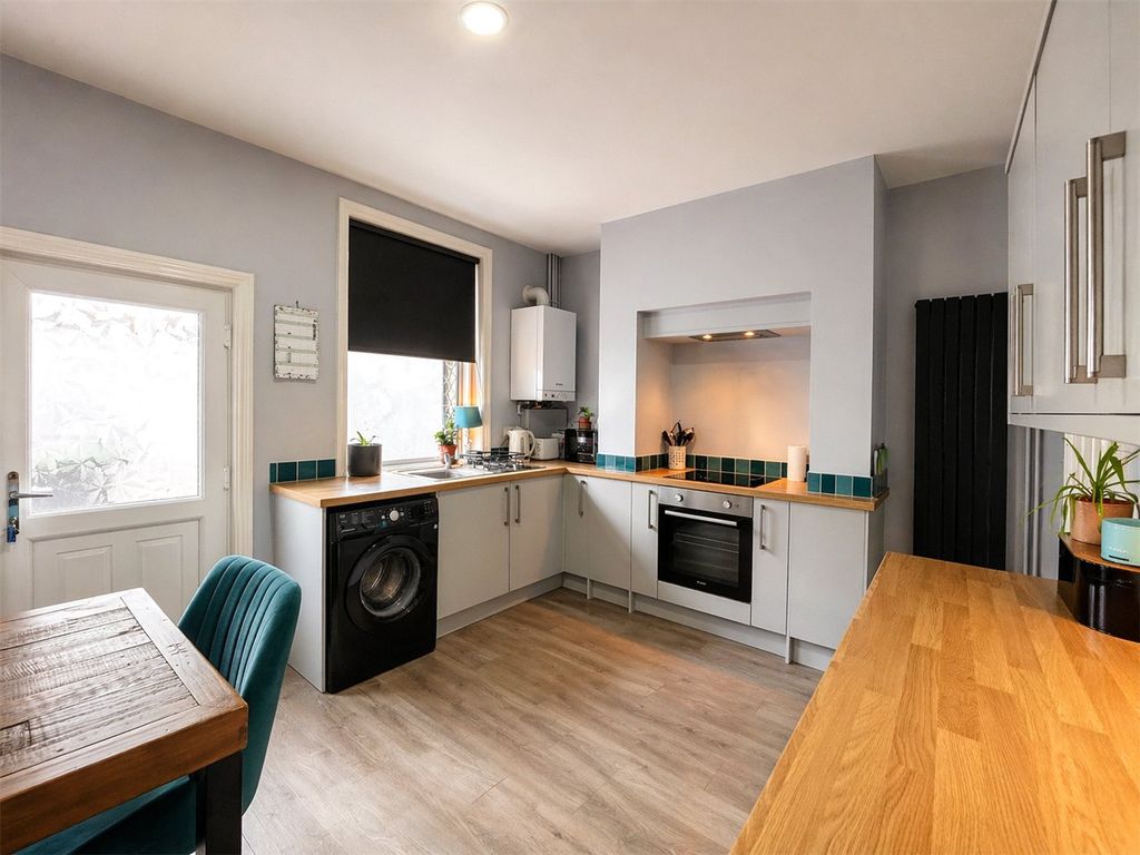 Property photo 3 of 17 Picture No. 23