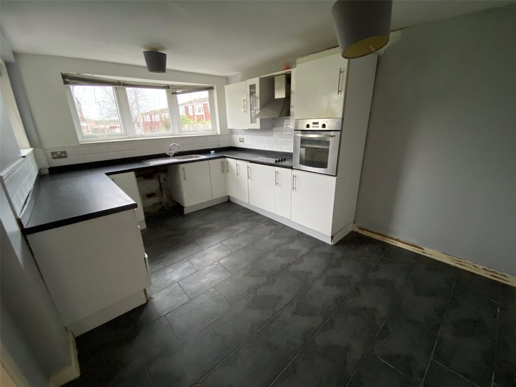 Property photo 2 of 13 Picture No. 09