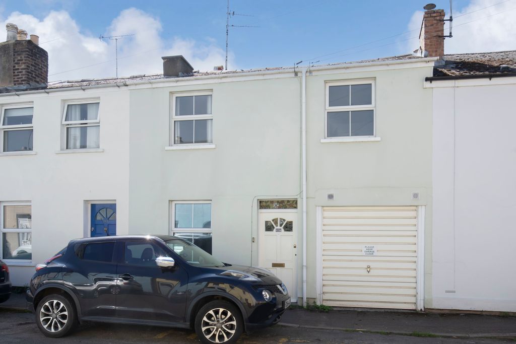 Property photo 1 of 14