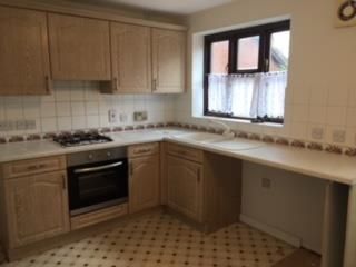 Property photo 3 of 5 Kitchen