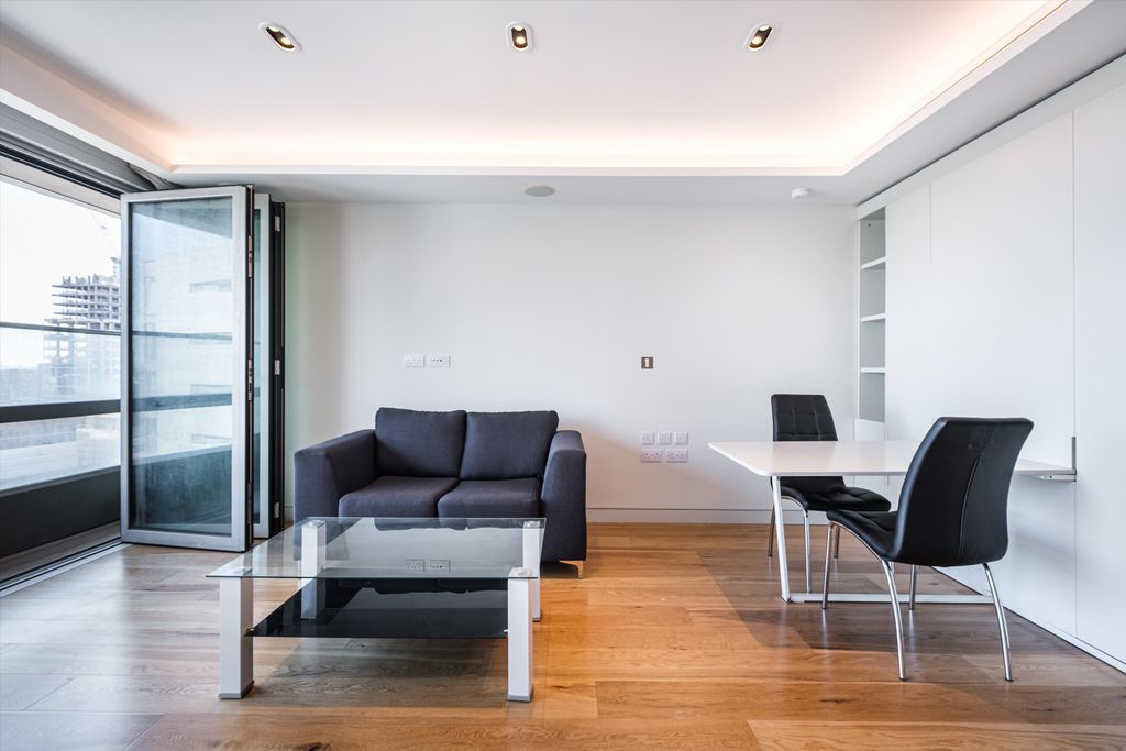 Property photo 2 of 13 Image