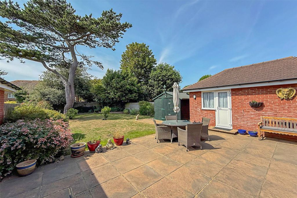 Property photo 2 of 28 Picture No. 29