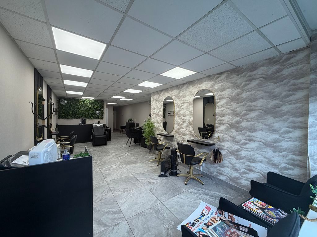 Property photo 2 of 8 Photo 2