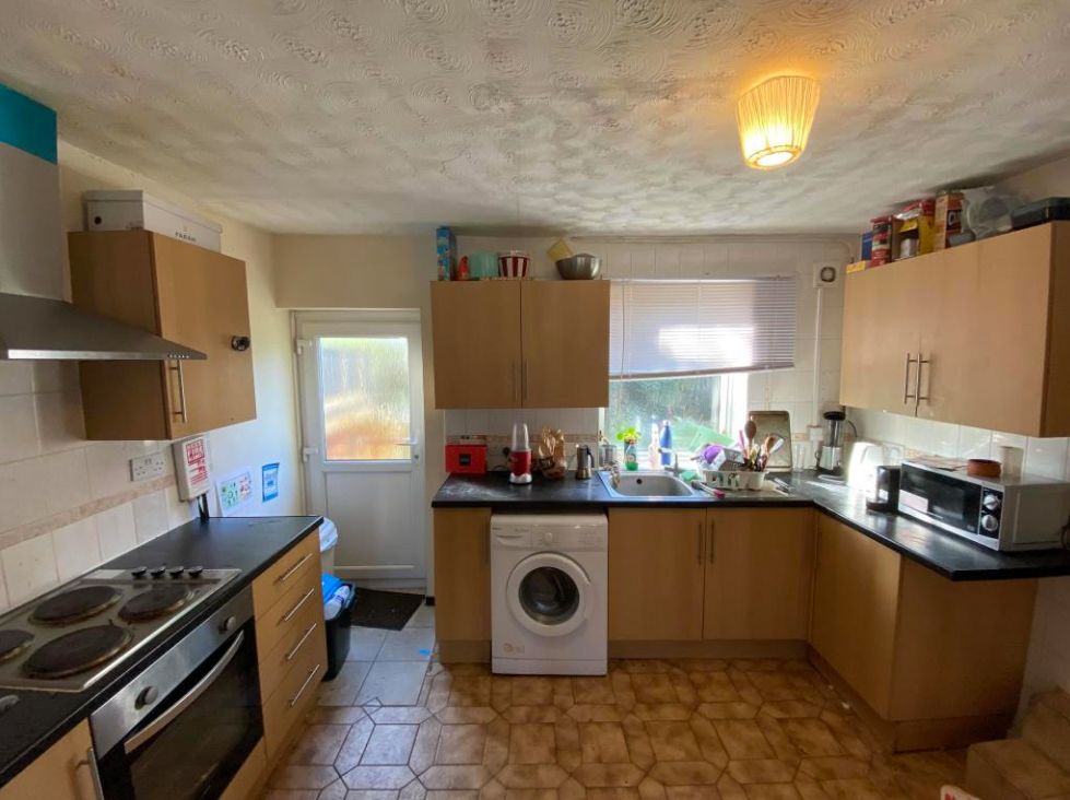 Property photo 2 of 6
