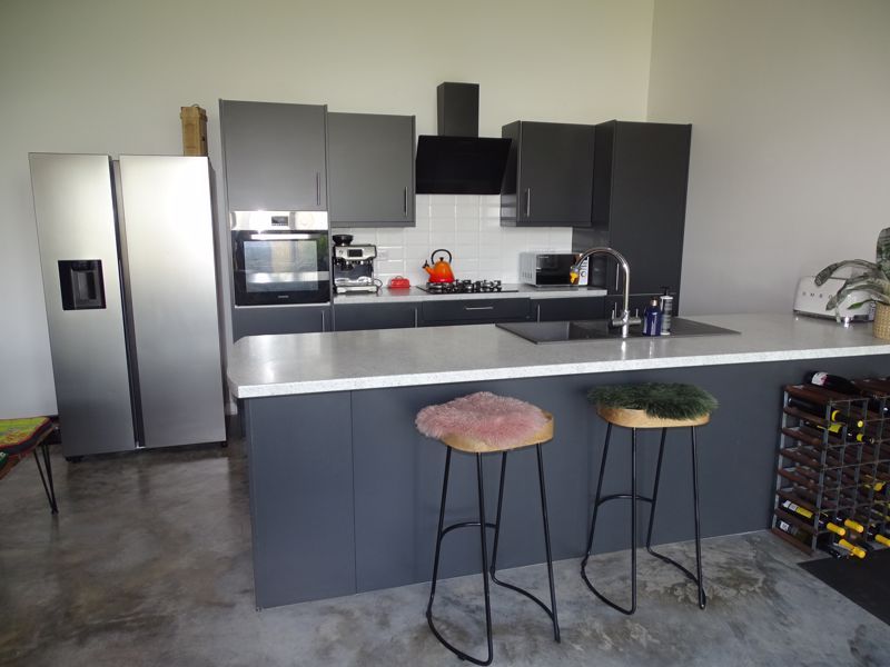 Property photo 3 of 15 Photo 9