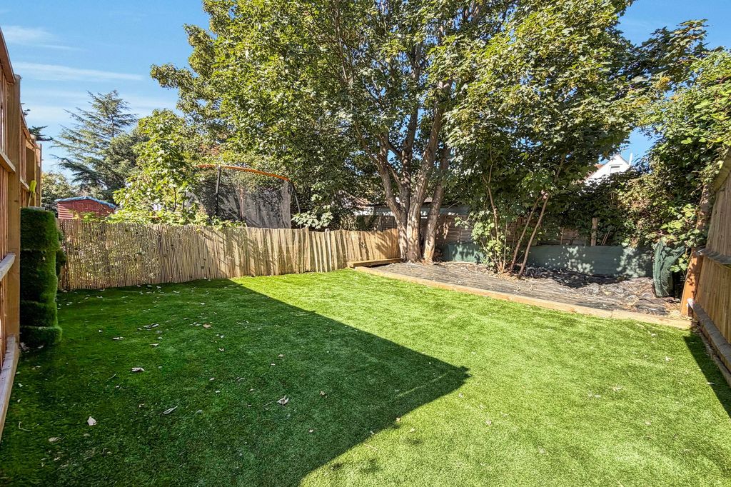 Property photo 3 of 14