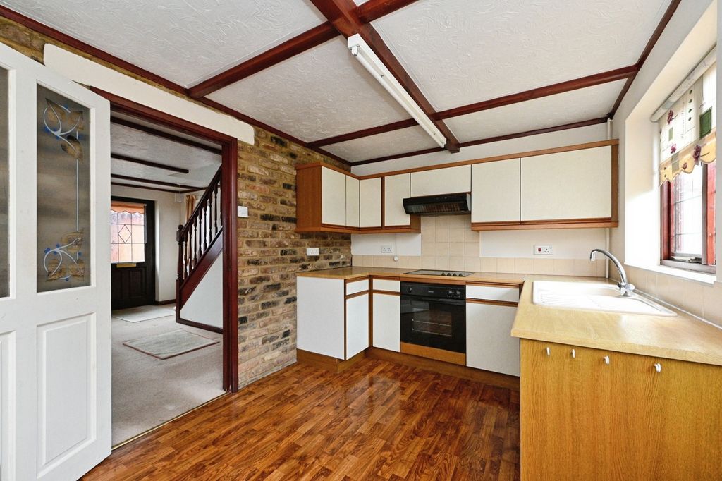 Property photo 3 of 17 Photo