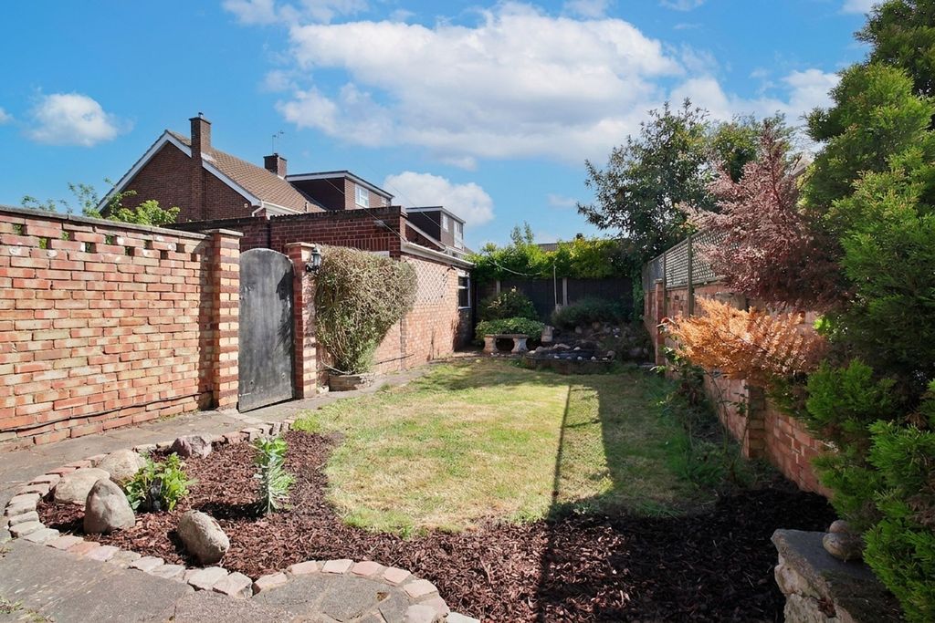 Property photo 2 of 10
