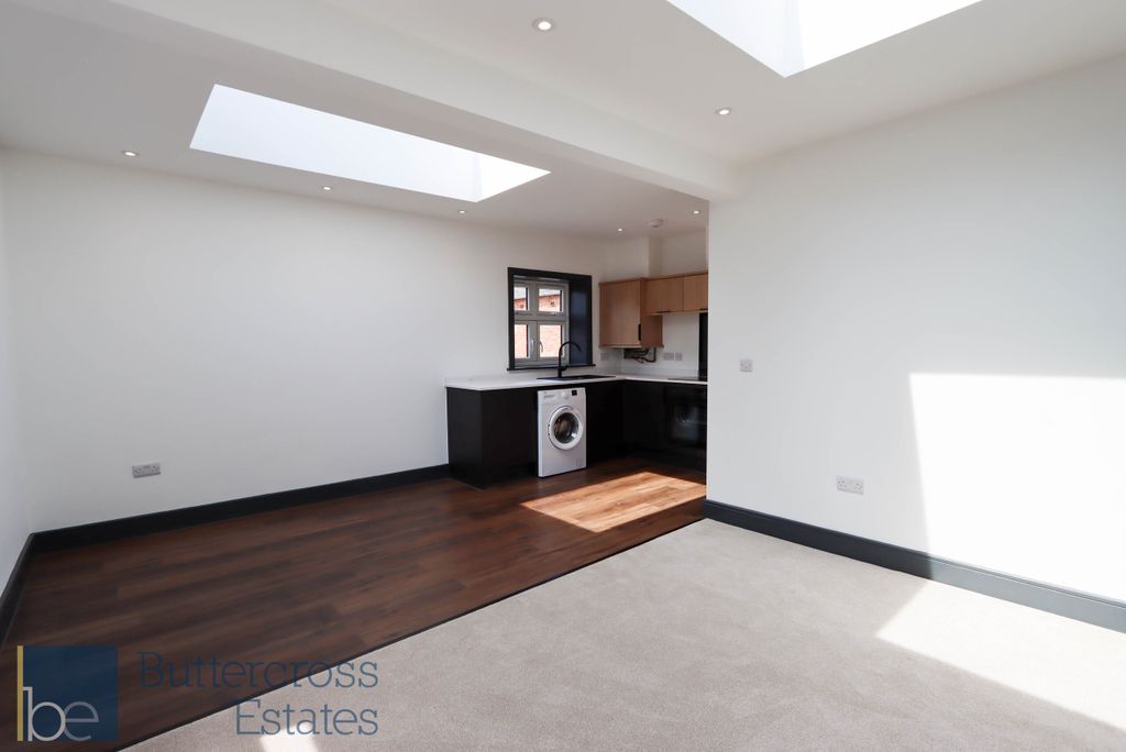 Property photo 1 of 6 Living Room And Kitchen