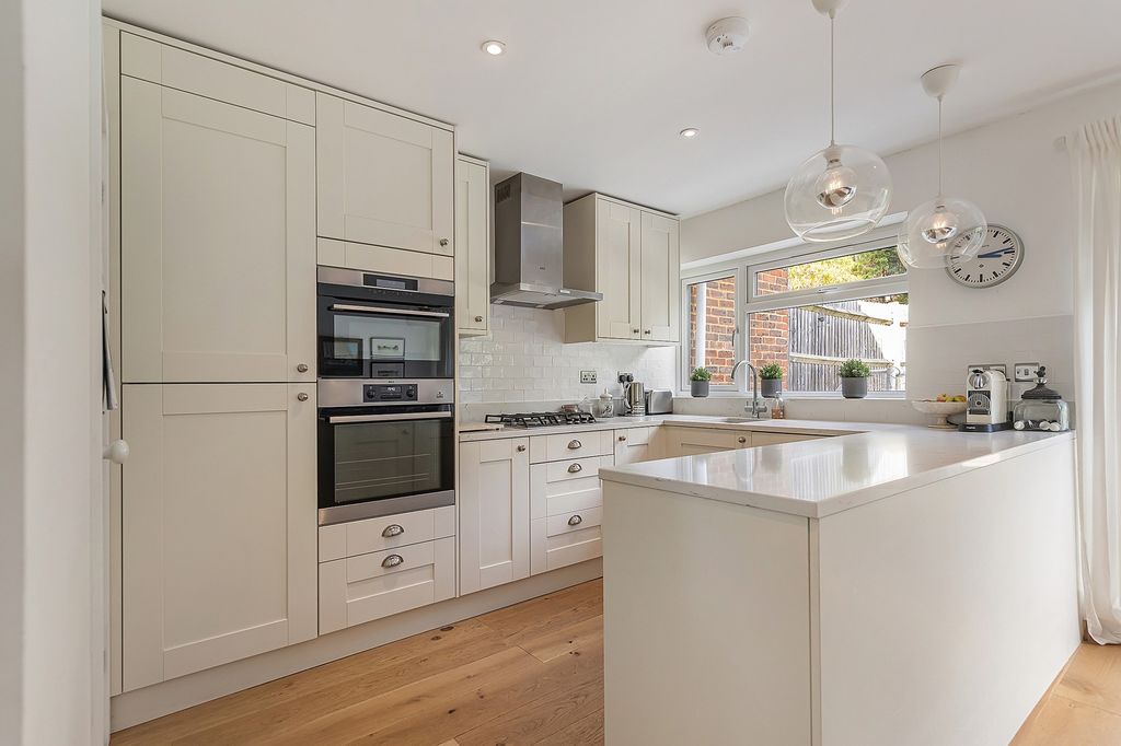 Property photo 1 of 13 Kitchen