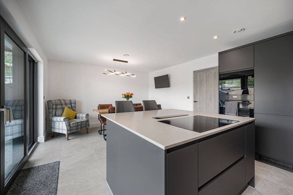 Additional image 13 of 4 bed semi-detached house for saleMaes Thornton, Rassau NP23