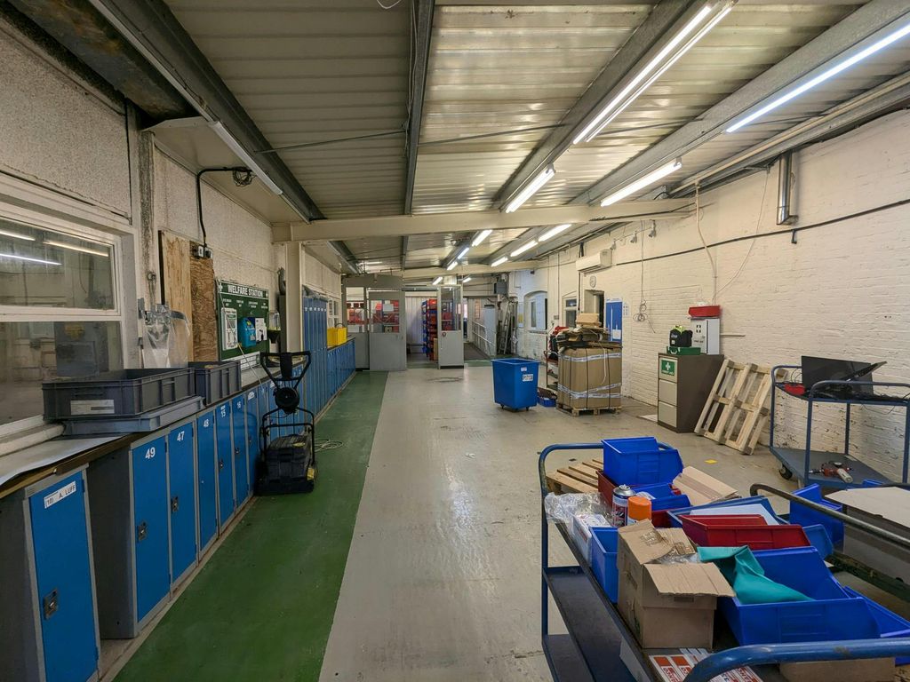 Property photo 3 of 3 1000006215.Jpg