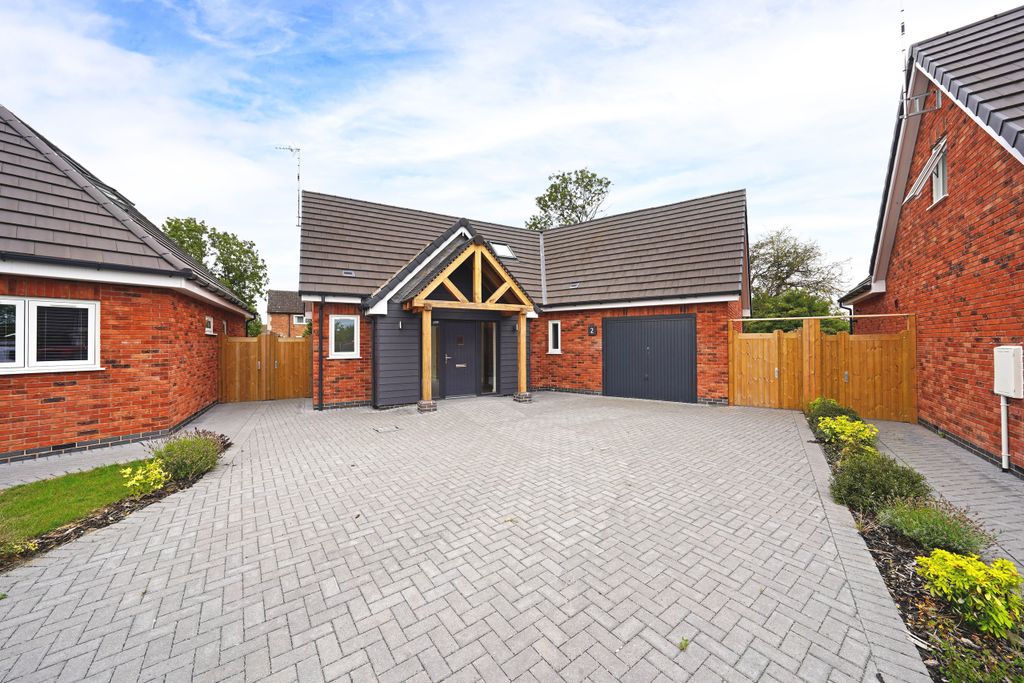 Property photo 1 of 27 Dsc01794 Copy