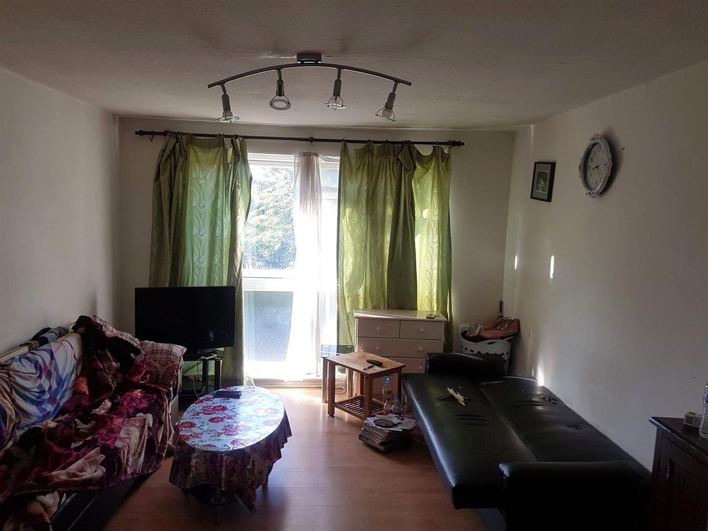 Property photo 3 of 8 7 Azalea Recp.Jpeg