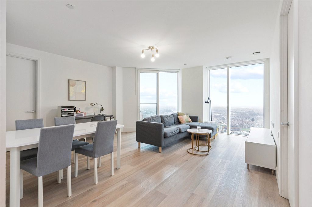 Property photo 1 of 17 Picture No. 22