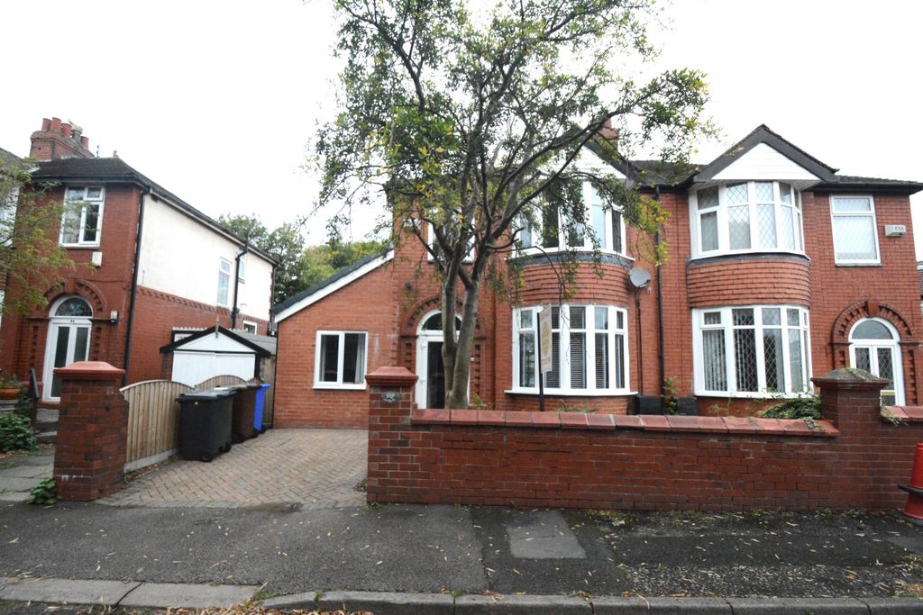 Property photo 1 of 18 Front