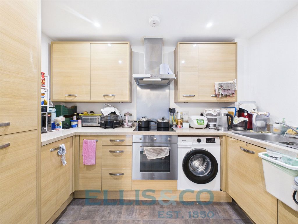 Property photo 2 of 12 Picture No. 05