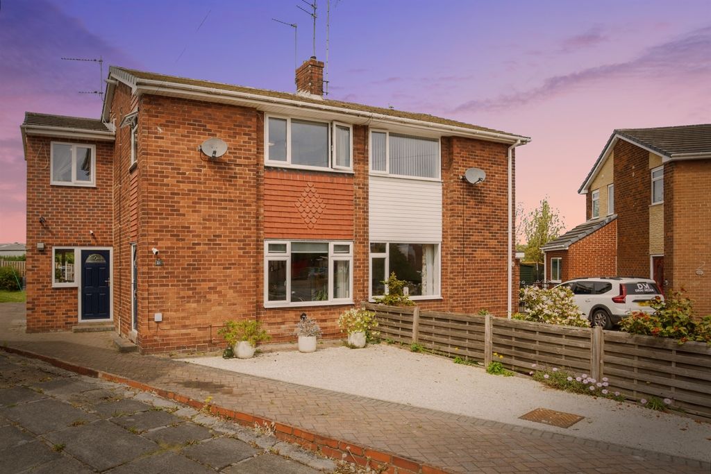 Property photo 1 of 19