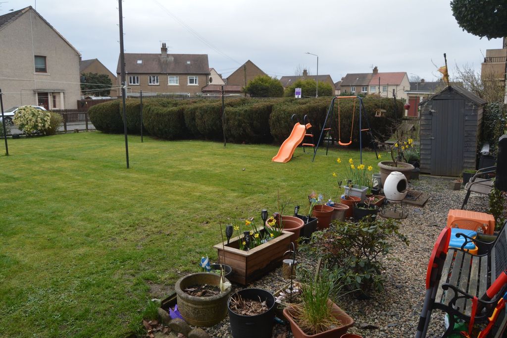 Additional image 4 of 2 bed flat for saleChisholm Place, Grangemouth FK3