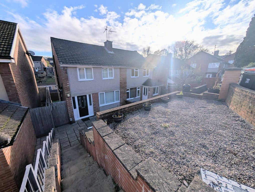 Property photo 1 of 10 Front