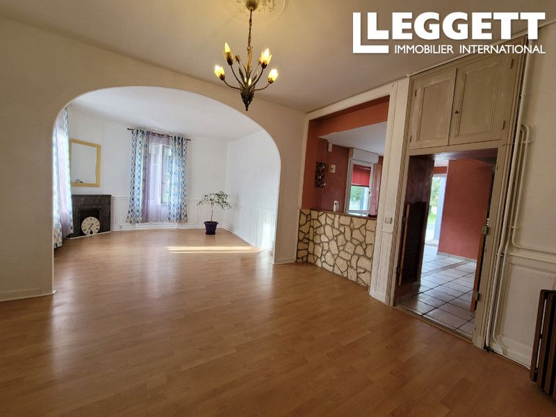 Property photo 3 of 10