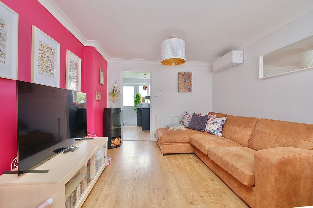 Property photo 3 of 15