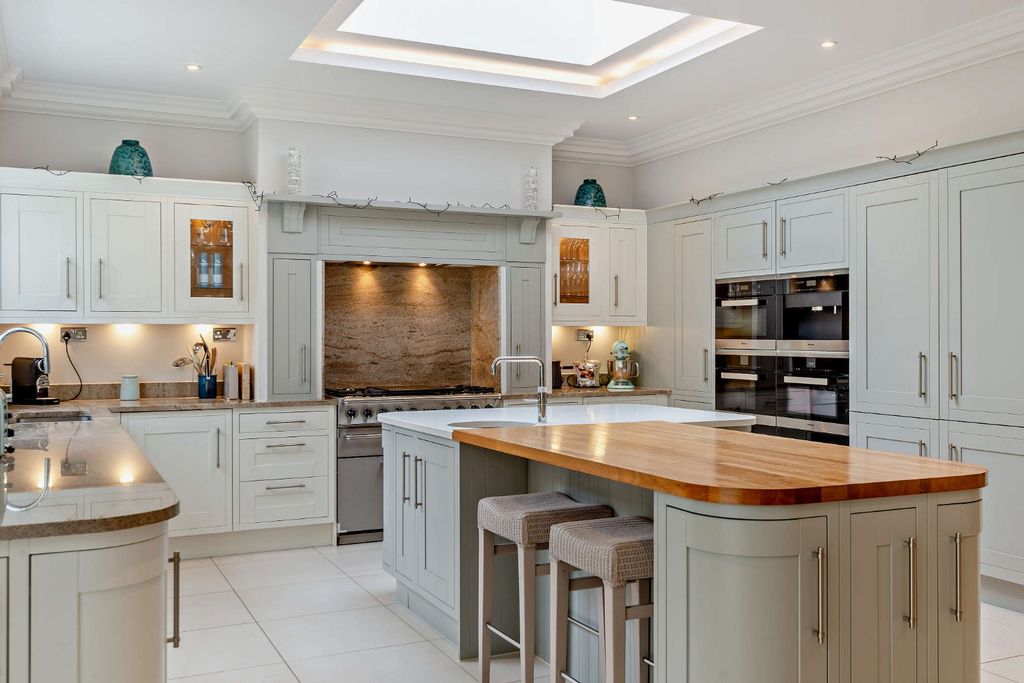 Additional image 9 of 6 bed detached house for saleMonks Walk, Ascot, Berkshire SL5
