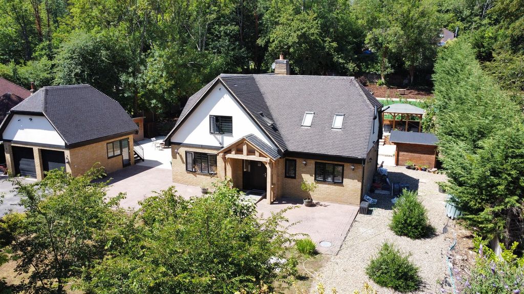 Property photo 1 of 44 Front.Jpg