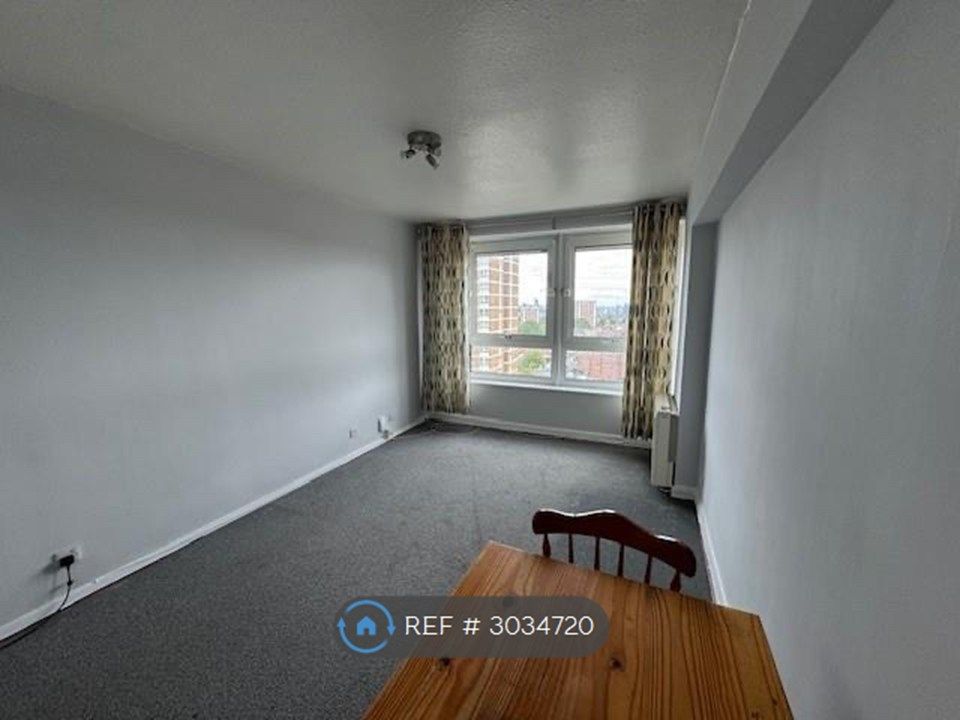 Property photo 1 of 3