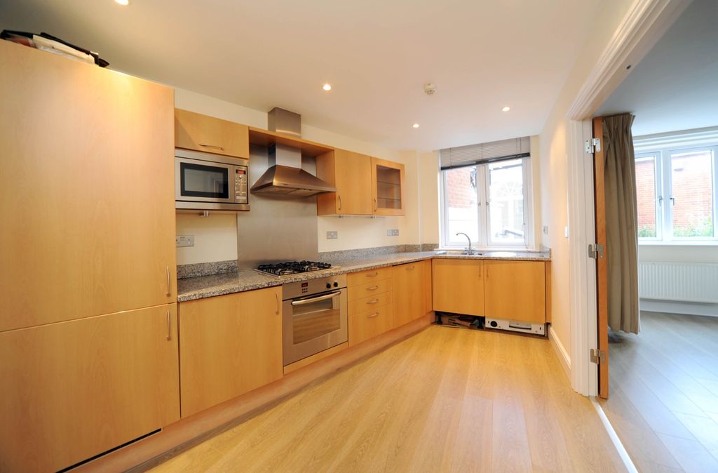 Property photo 3 of 7 4700412