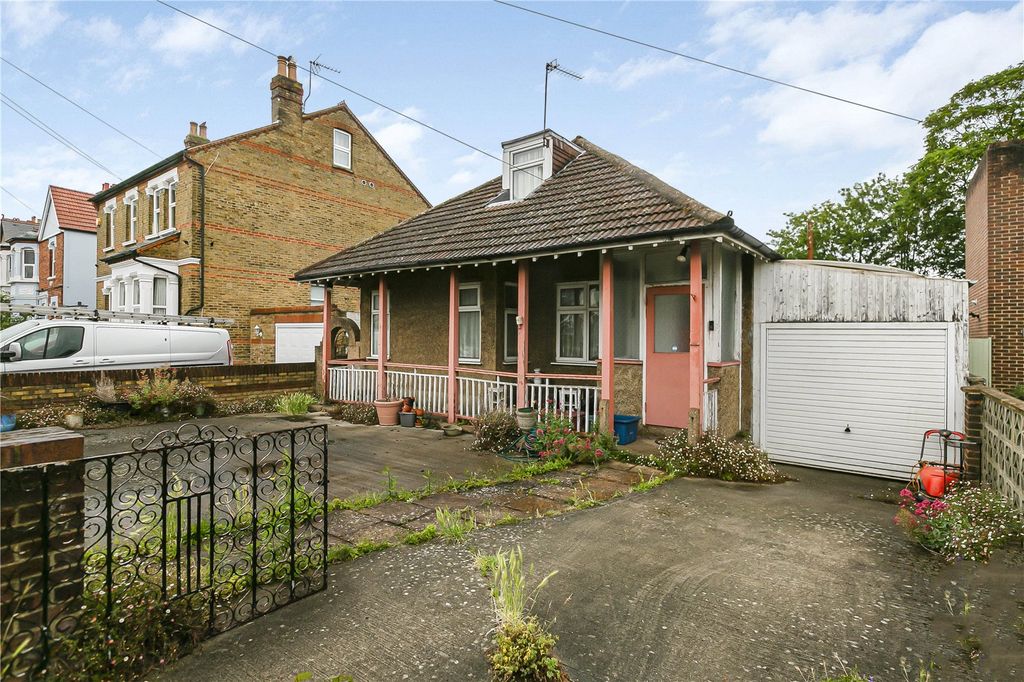Property photo 1 of 27 Exterior