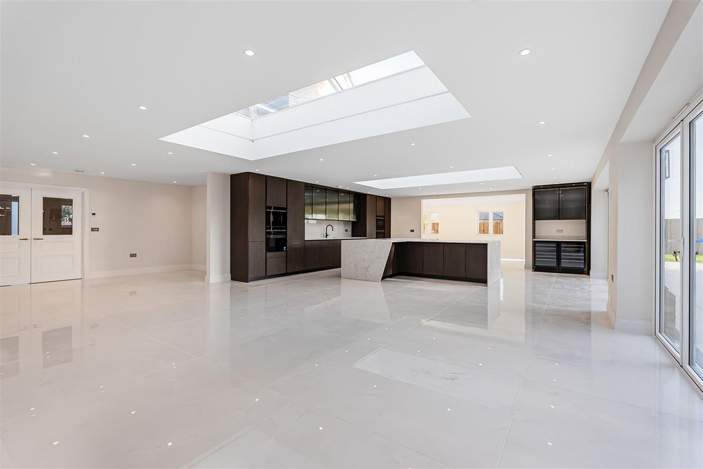 Property photo 2 of 30 17_69408.Jpg