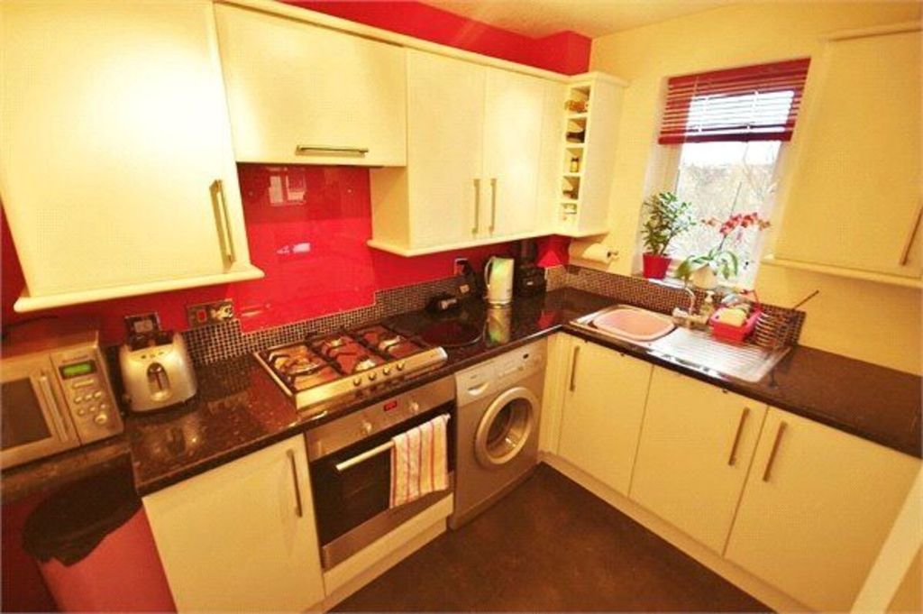 Property photo 3 of 6