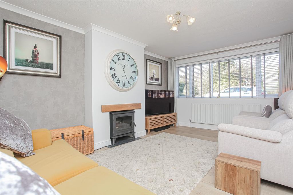 Property photo 2 of 15 Img_2015.Jpg